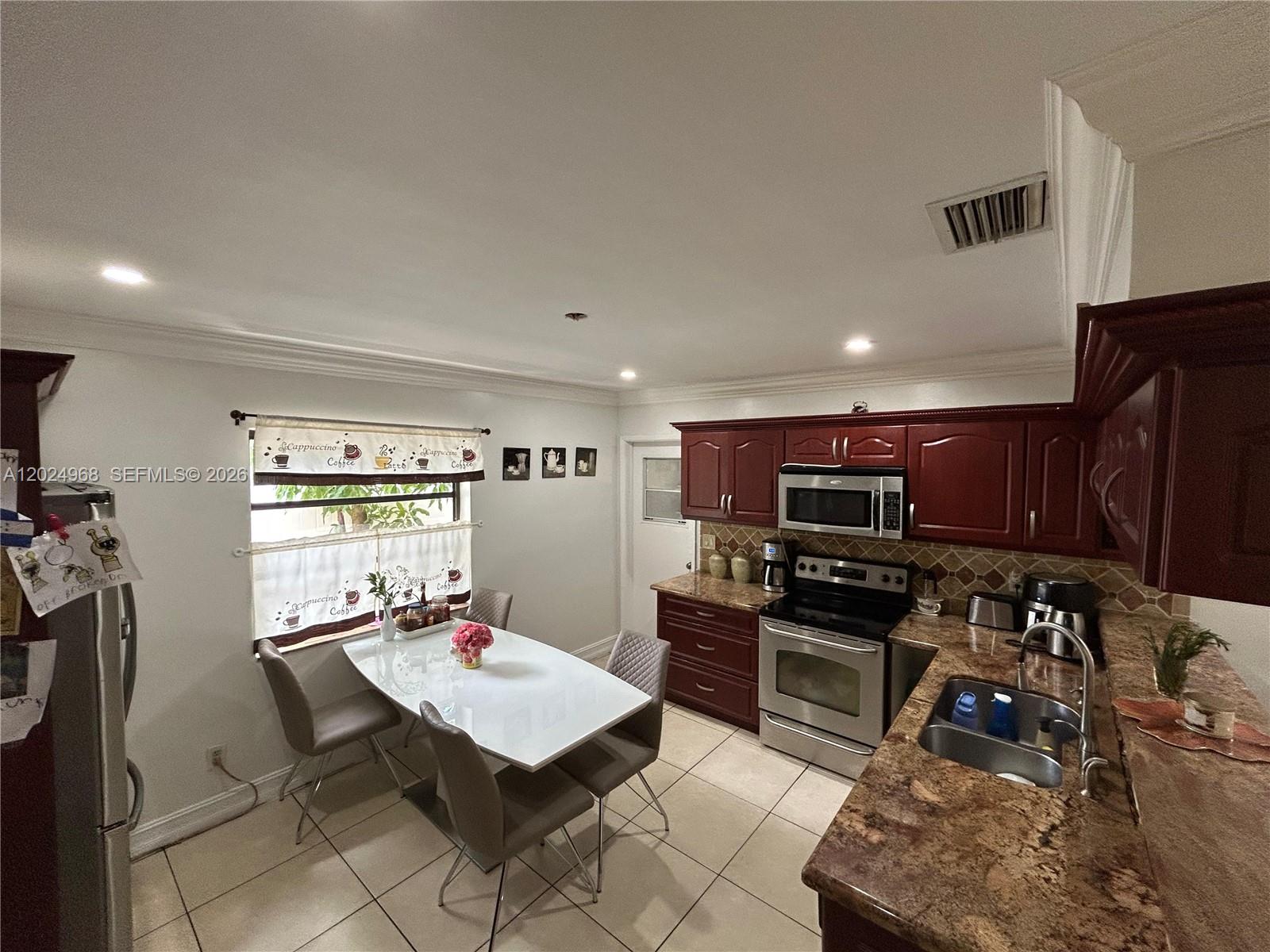 LAKE FOREST SEC 2 - Residential