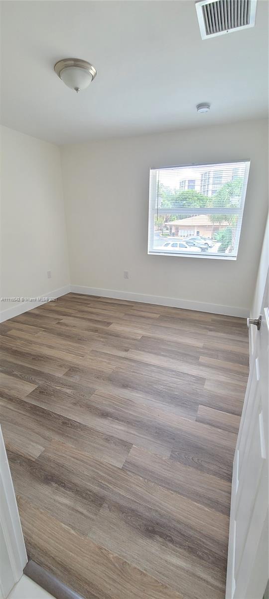 LAKE VILLAGE CONDO - Residential Lease