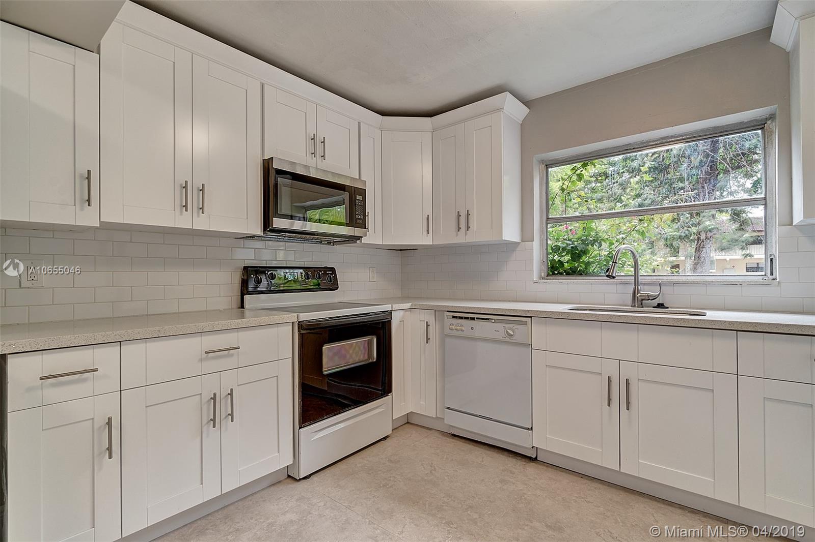 LAKES GARDEN CONDO - Residential Lease