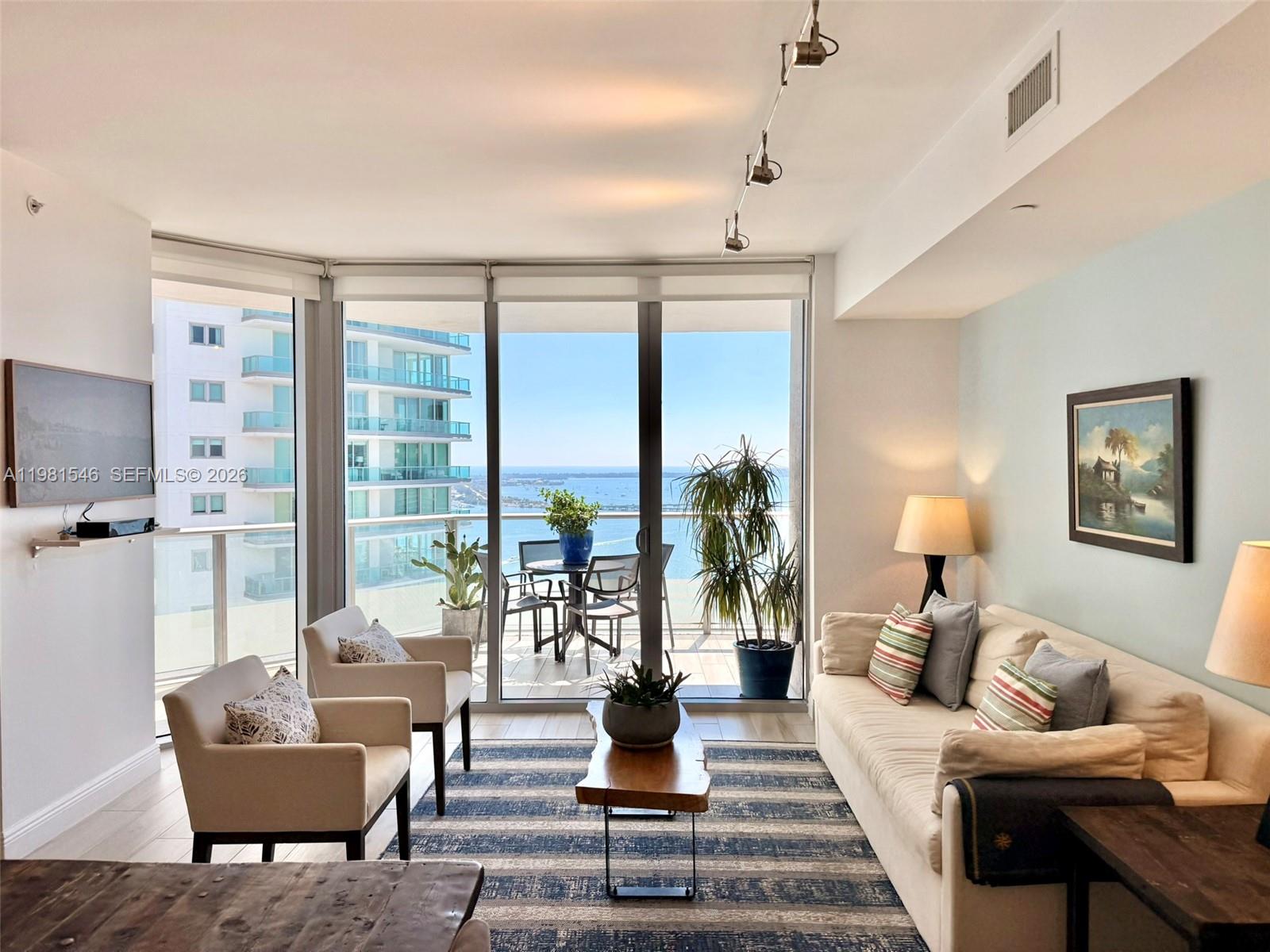 1300 Brickell Bay Dr 3406