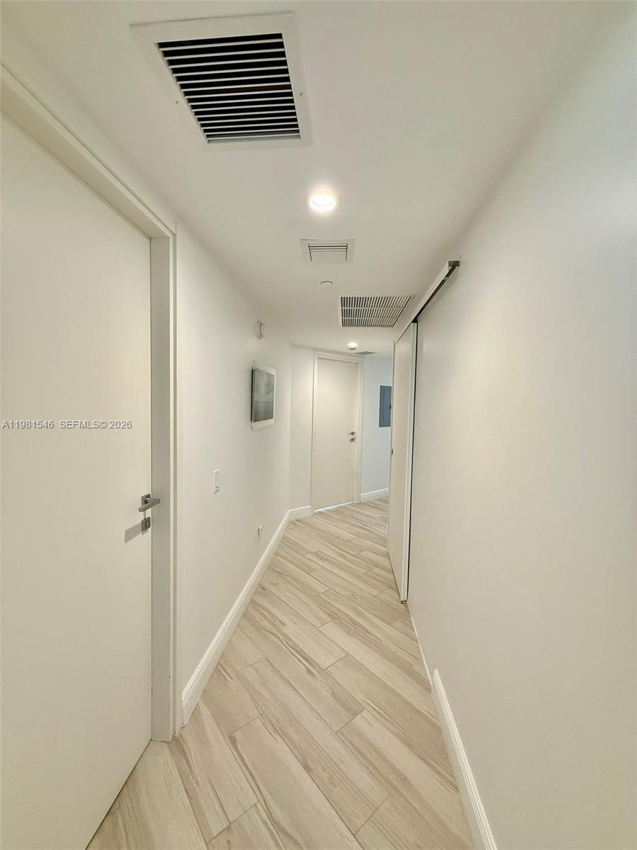 BRICKELLHOUSE CONDO - Residential
