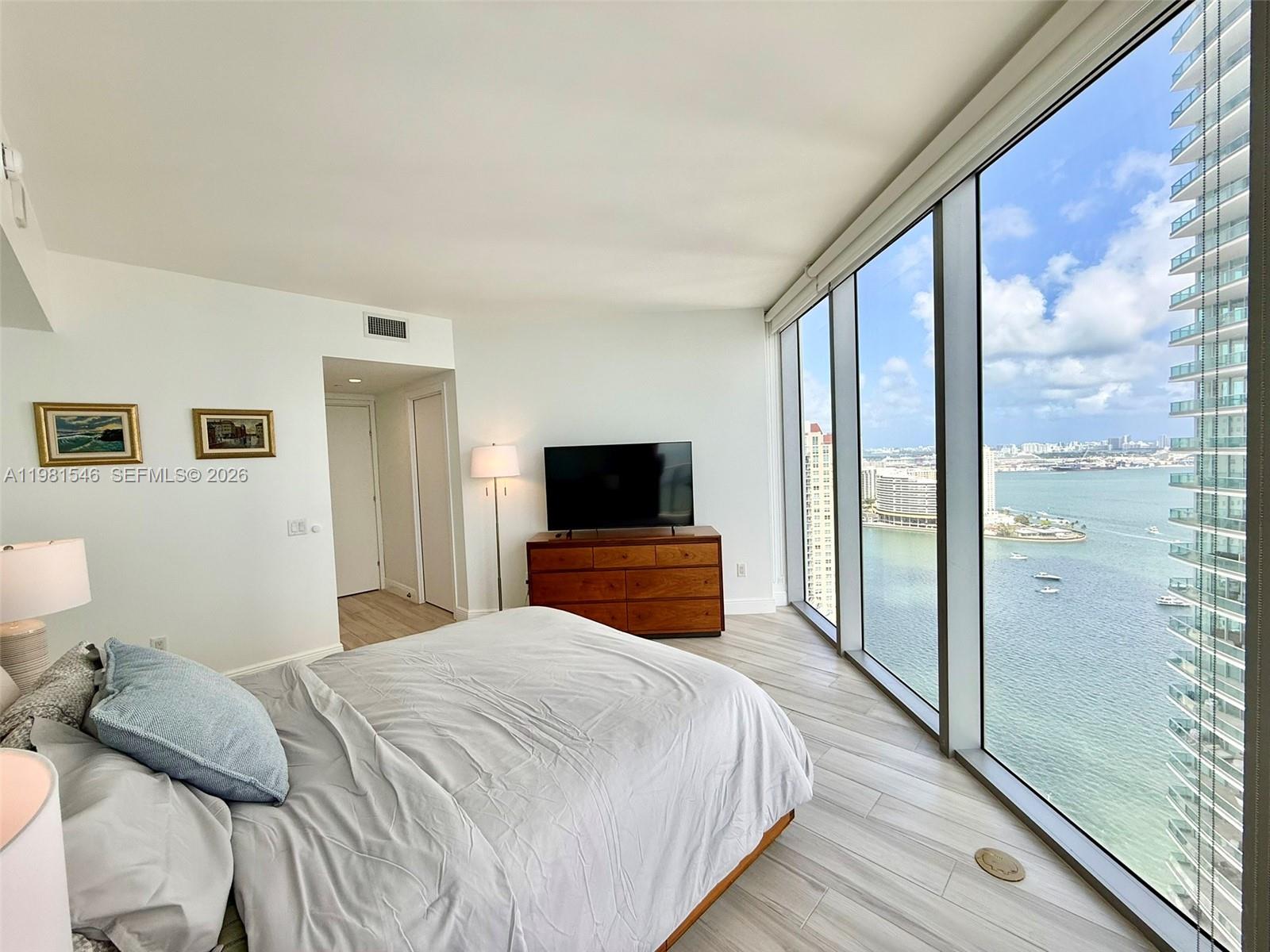 BRICKELLHOUSE CONDO - Residential