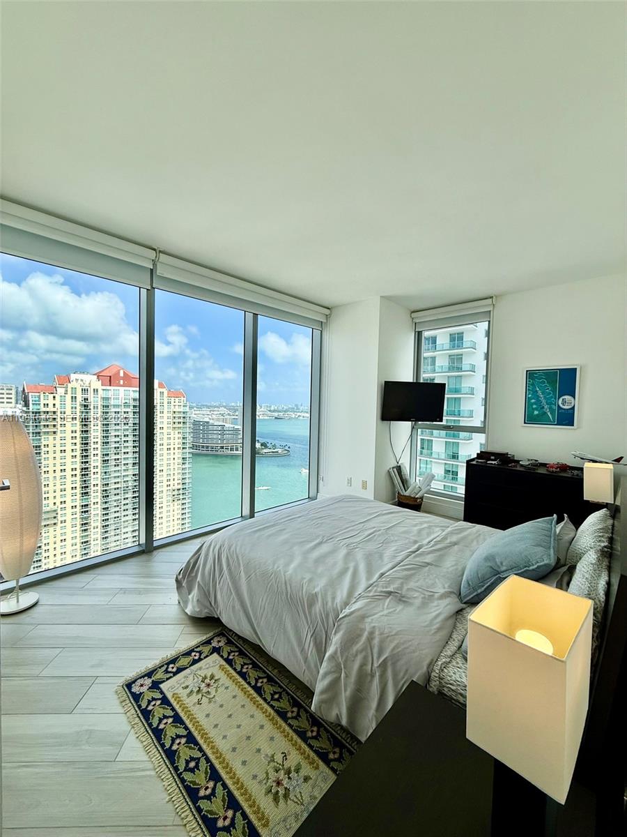 BRICKELLHOUSE CONDO - Residential