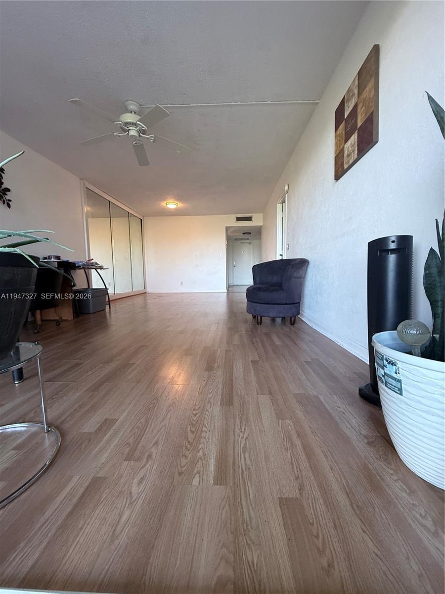 NO 30 PALM-AIRE COUNTRY C - Residential