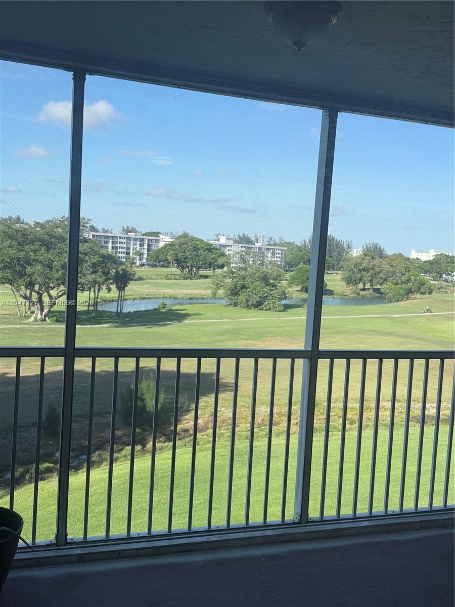 NO 30 PALM-AIRE COUNTRY C - Residential