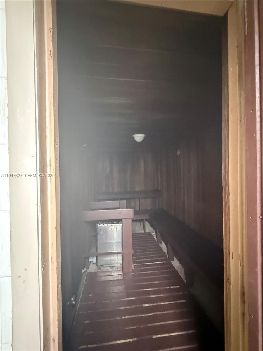 NO 30 PALM-AIRE COUNTRY C - Residential