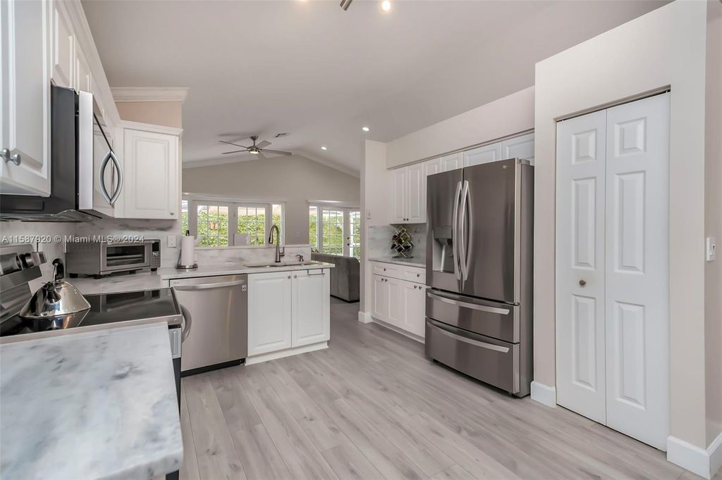Photo of 11030 Harbour Springs Cir, Boca Raton, FL 33428 (MLS # A11587920)