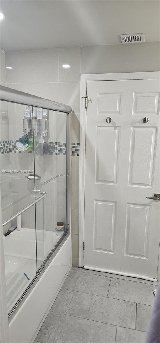 SECTORS 3 & 4 BOUNDARY PL - Residential Lease