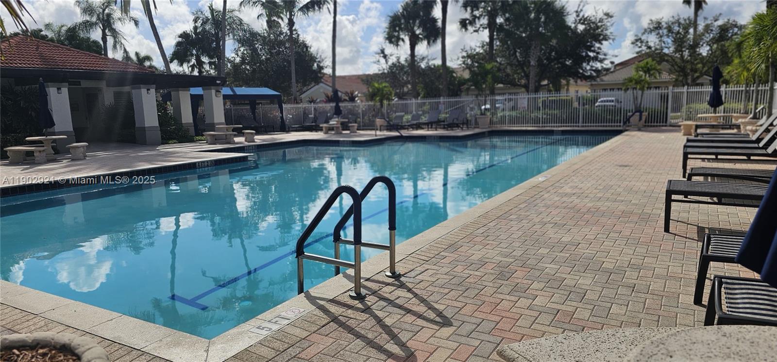 SECTORS 3 & 4 BOUNDARY PL - Residential Lease