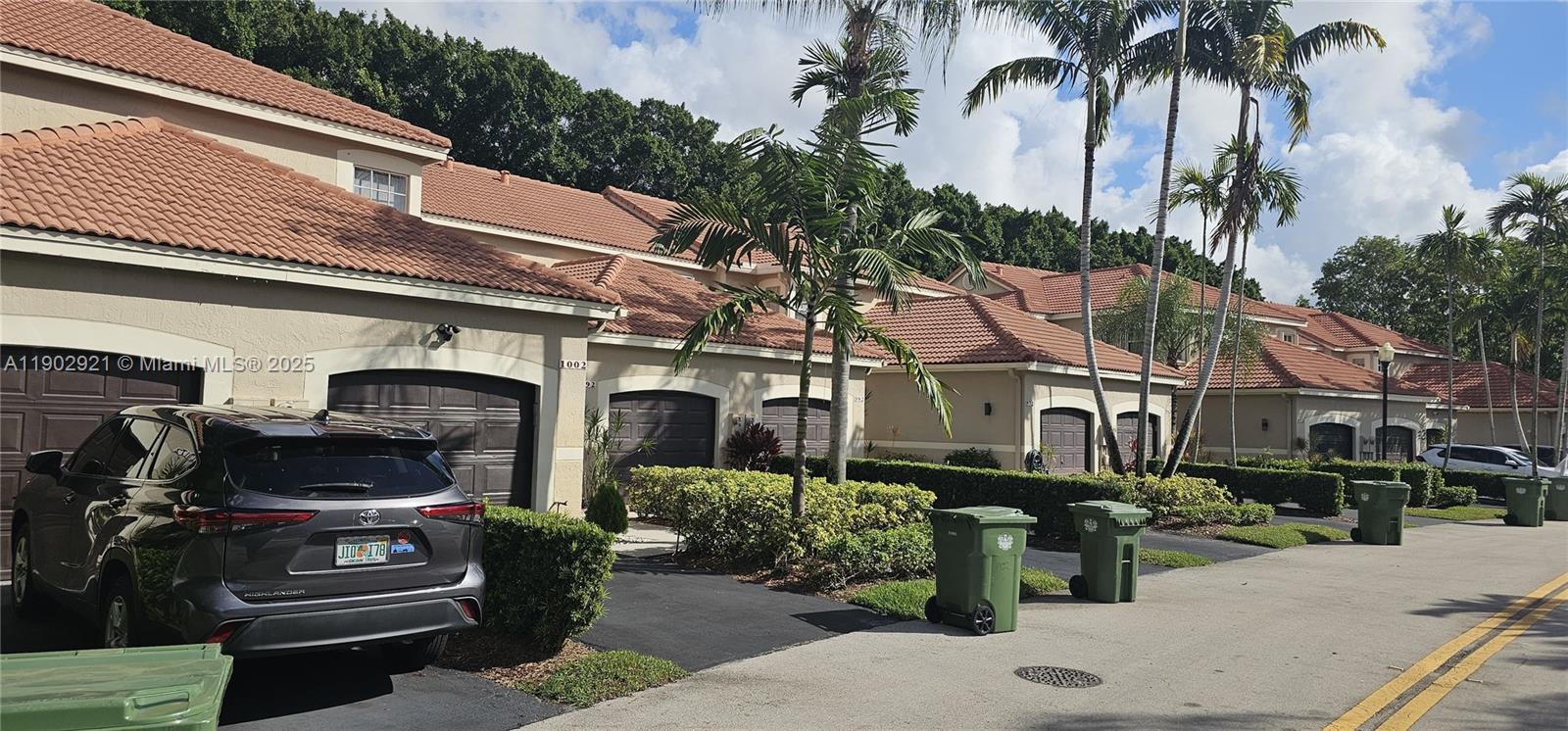 SECTORS 3 & 4 BOUNDARY PL - Residential Lease