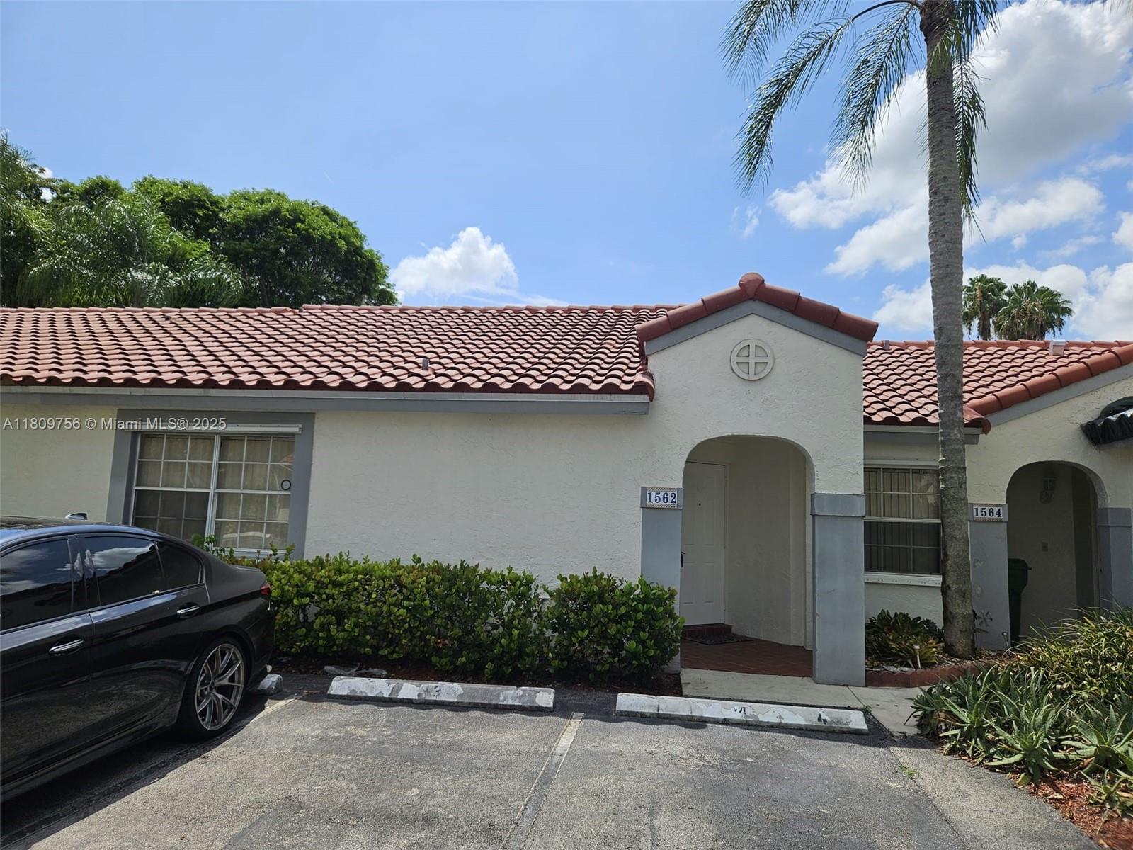 1562 Springside Dr 1562