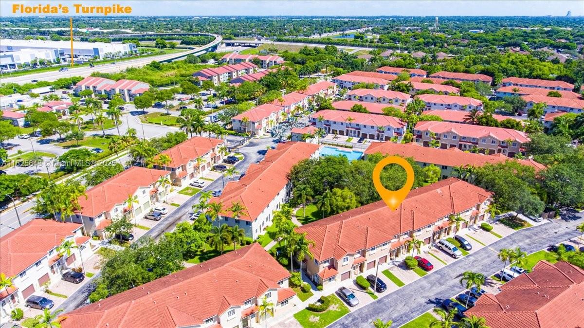 21007 NW 14 PL 351