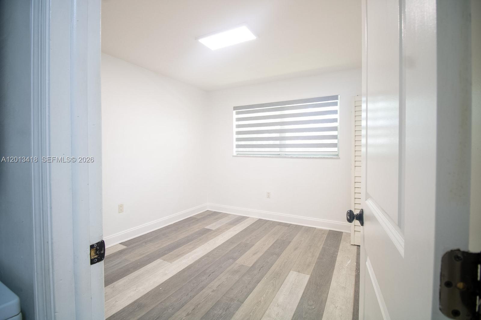 LAKESIDE XI CONDO PH II - Residential Lease