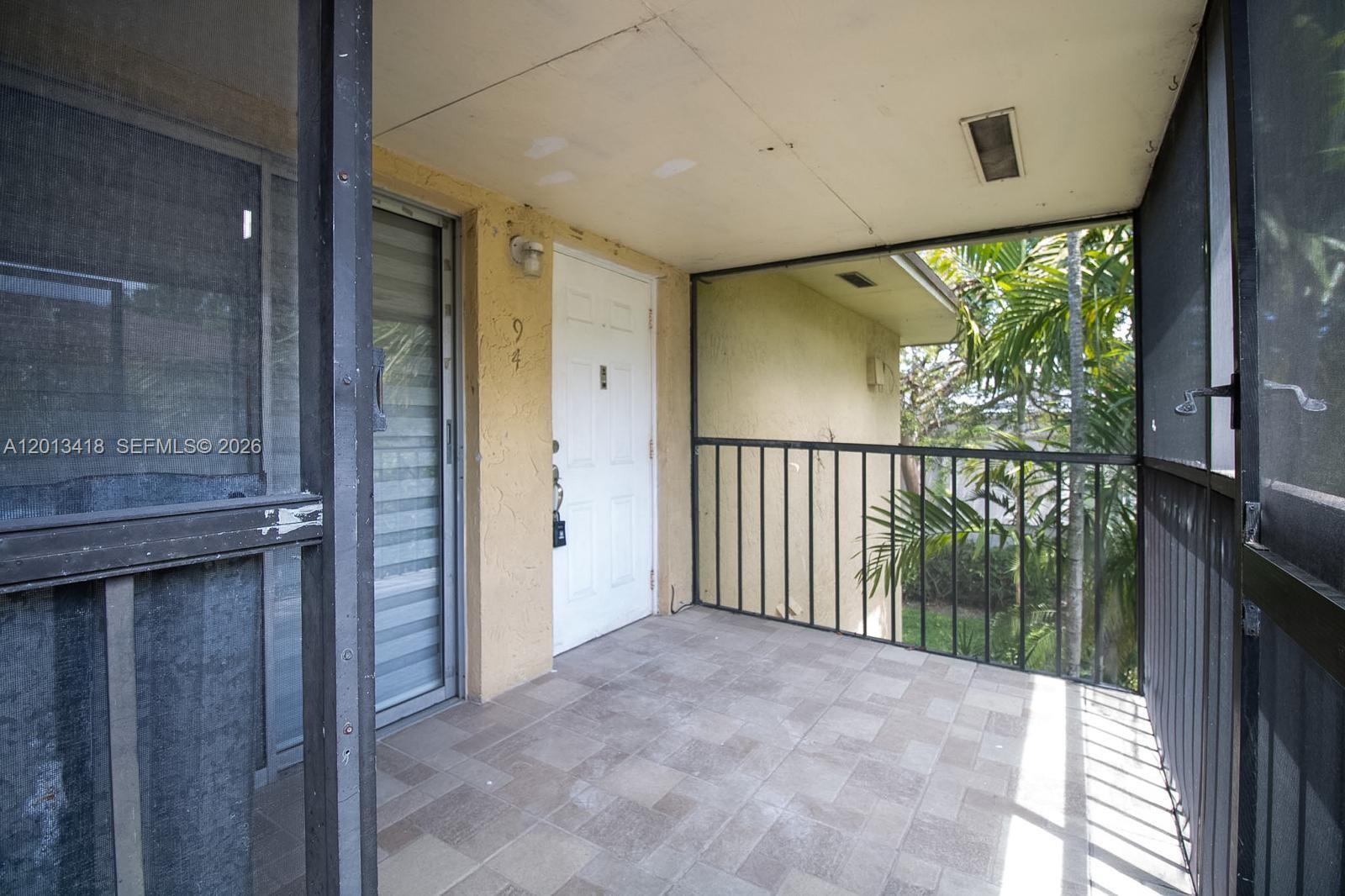 LAKESIDE XI CONDO PH II - Residential Lease