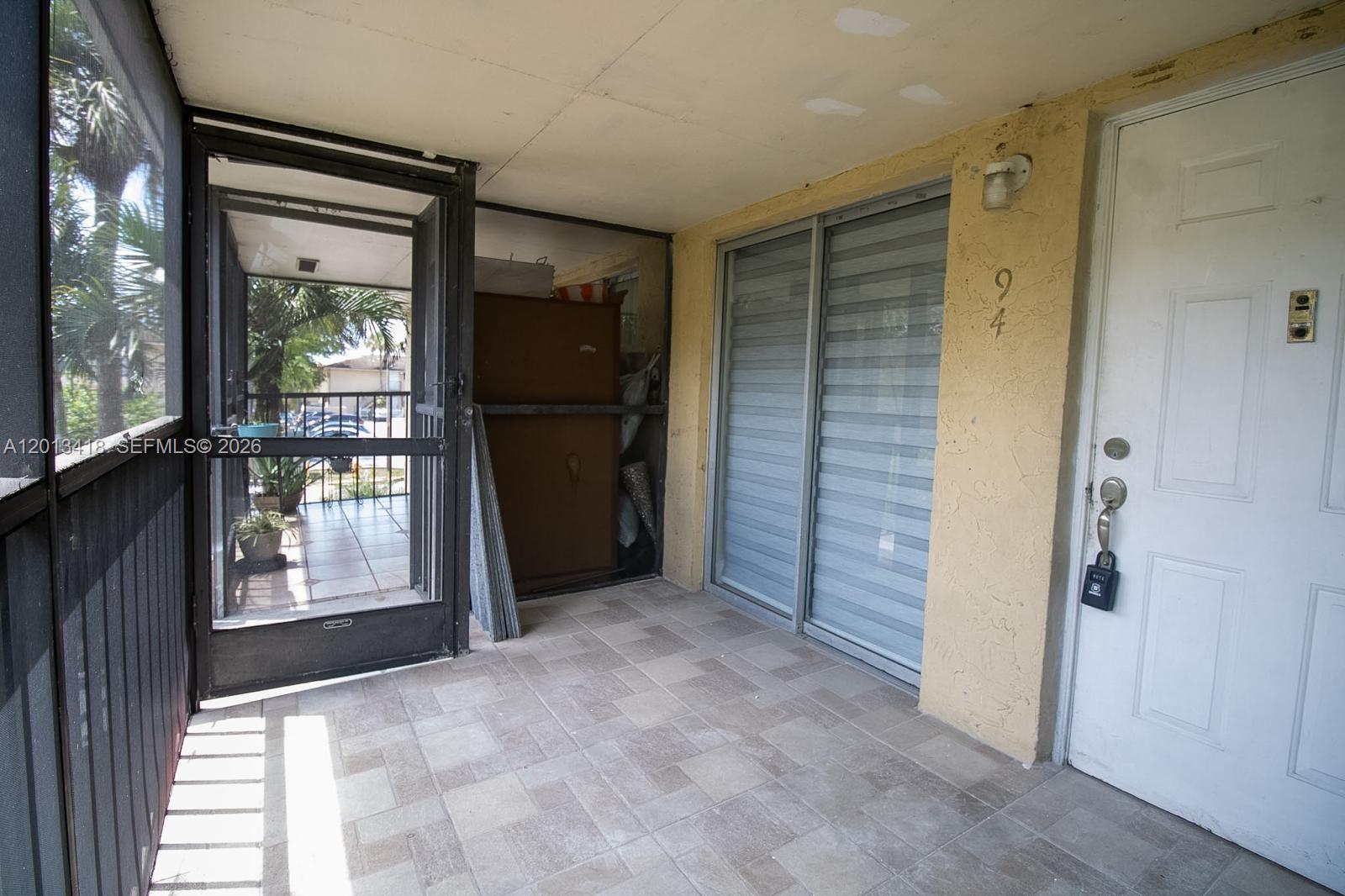 LAKESIDE XI CONDO PH II - Residential Lease