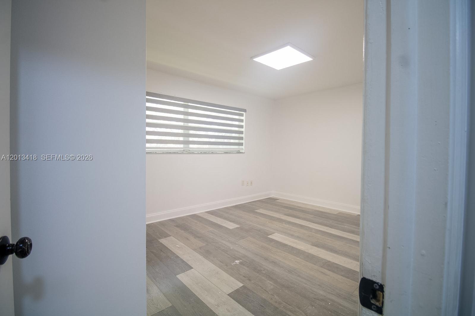 LAKESIDE XI CONDO PH II - Residential Lease
