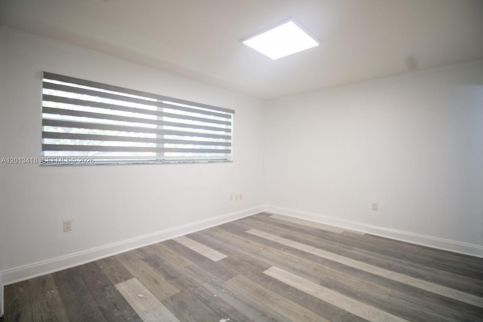 LAKESIDE XI CONDO PH II - Residential Lease