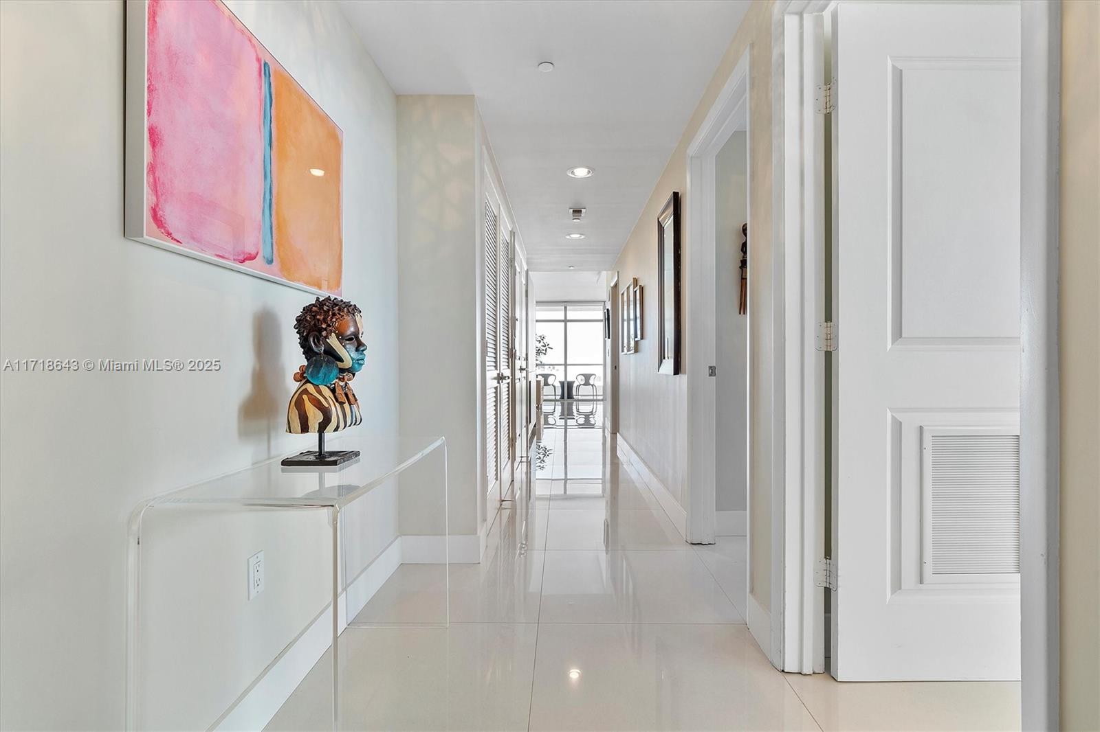 THE CARIBBEAN CONDO - Residential