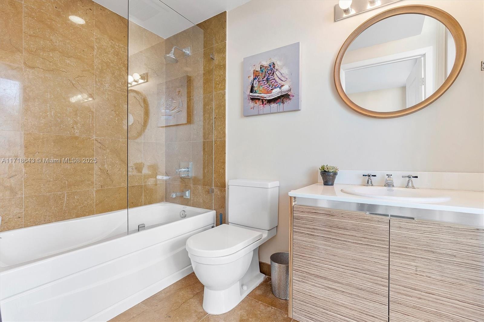 THE CARIBBEAN CONDO - Residential