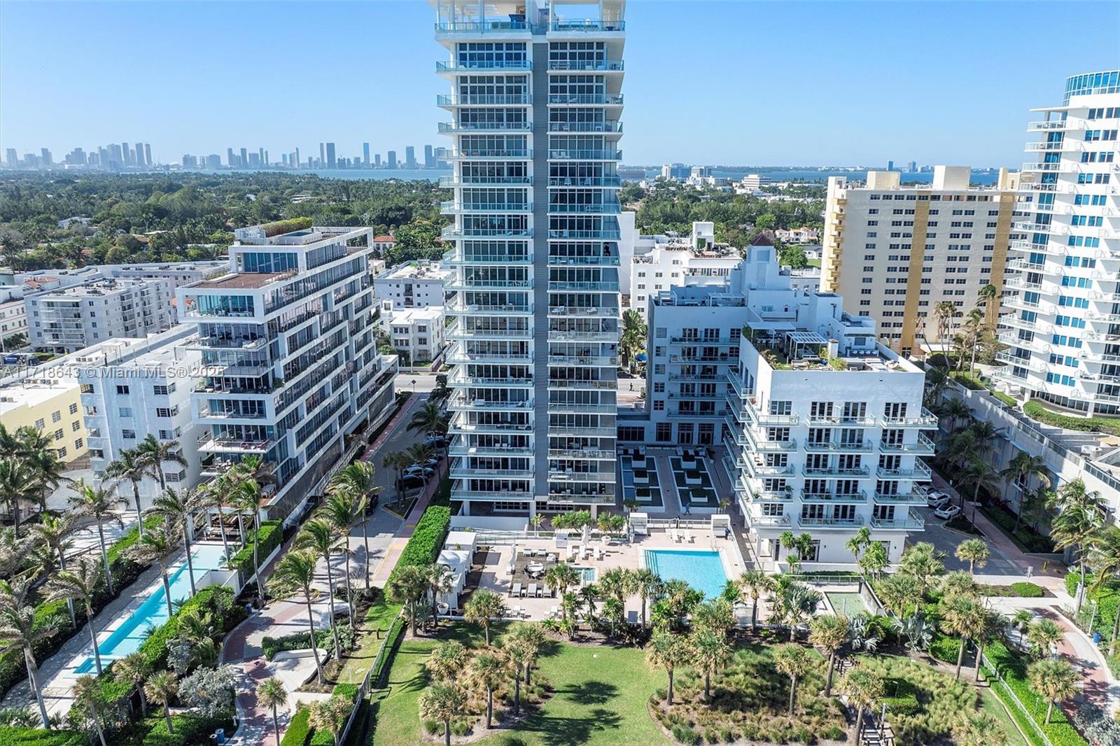 THE CARIBBEAN CONDO - Residential