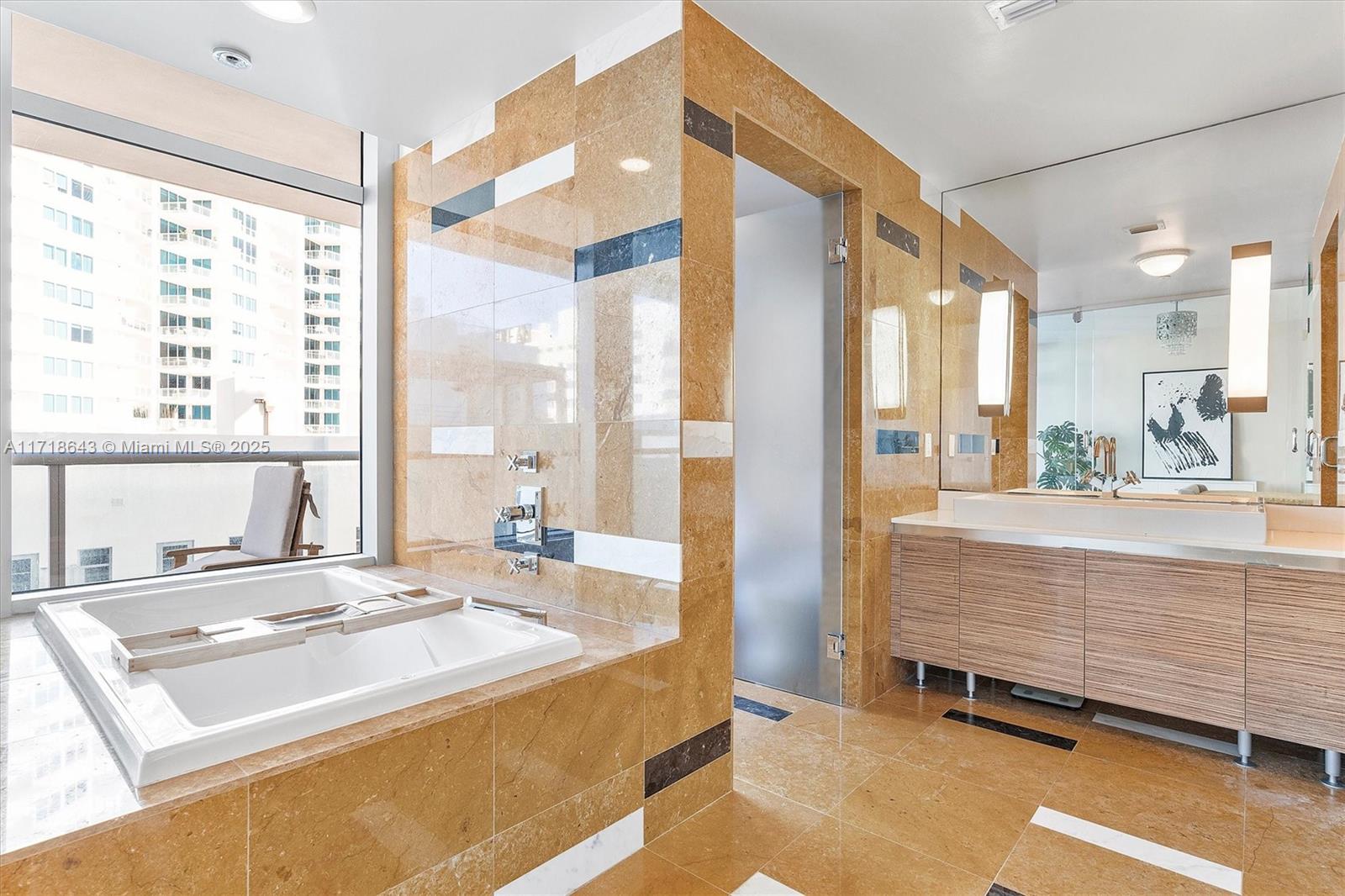 THE CARIBBEAN CONDO - Residential
