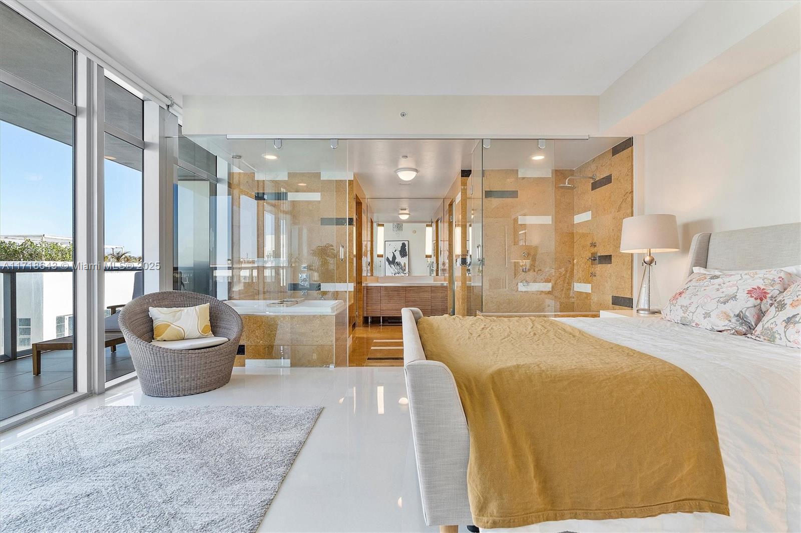 THE CARIBBEAN CONDO - Residential