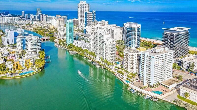 LA RIVE GAUCHE CONDO - Residential