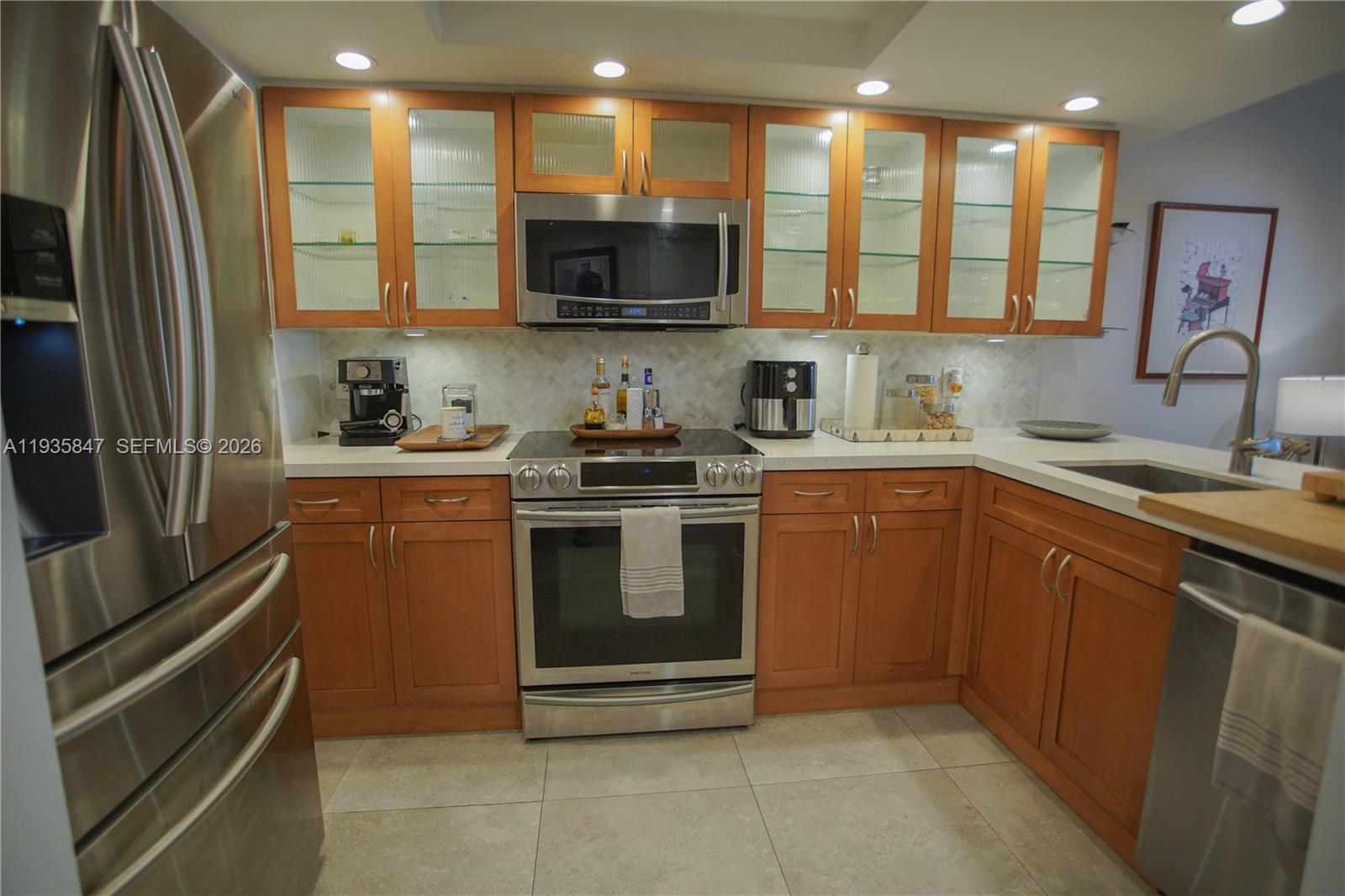 LA RIVE GAUCHE CONDO - Residential