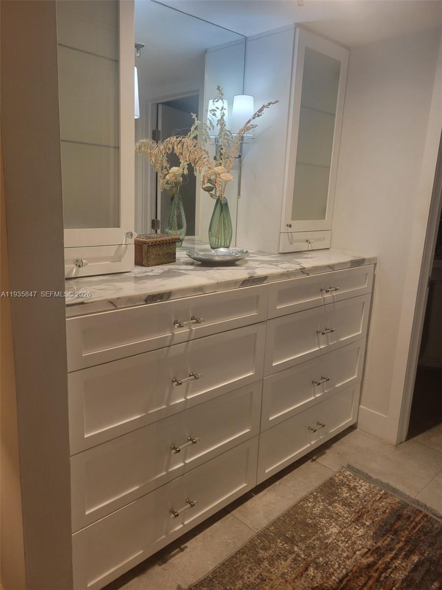 LA RIVE GAUCHE CONDO - Residential