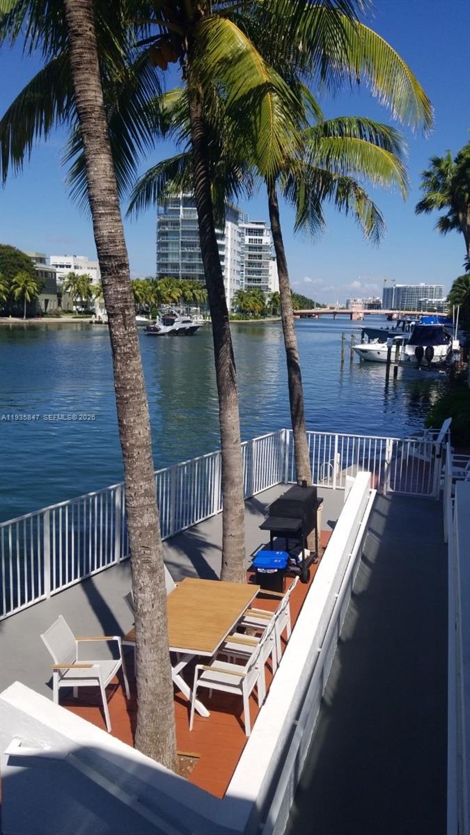 LA RIVE GAUCHE CONDO - Residential