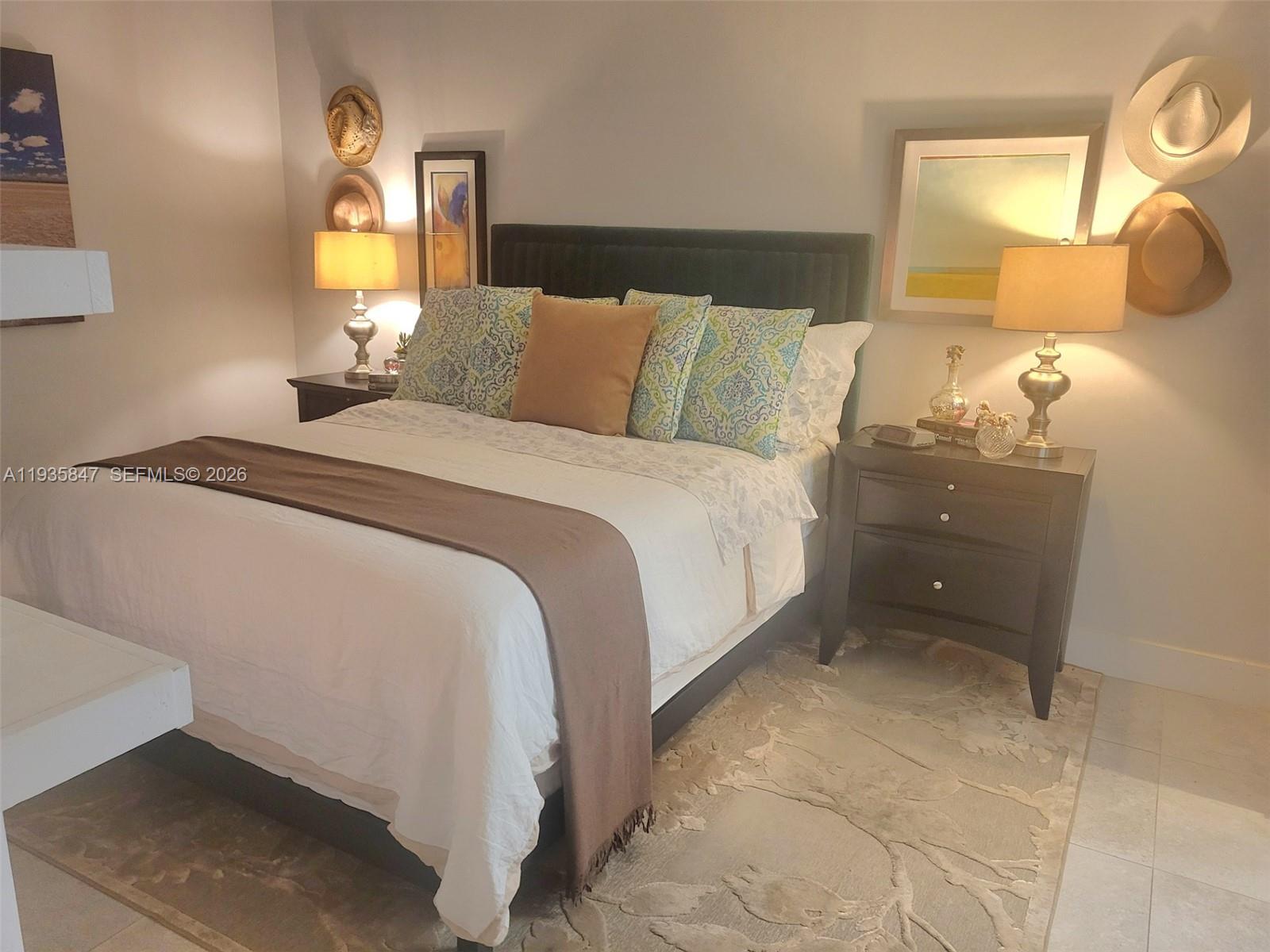 LA RIVE GAUCHE CONDO - Residential