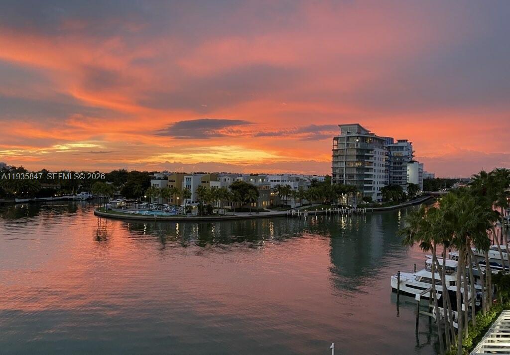 LA RIVE GAUCHE CONDO - Residential