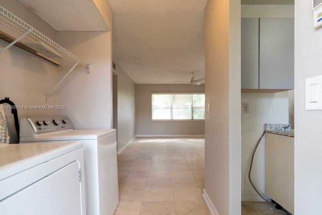 Photo of 550 SE 2nd Ave #G25, Deerfield Beach, FL 33441 (MLS # A11768914)