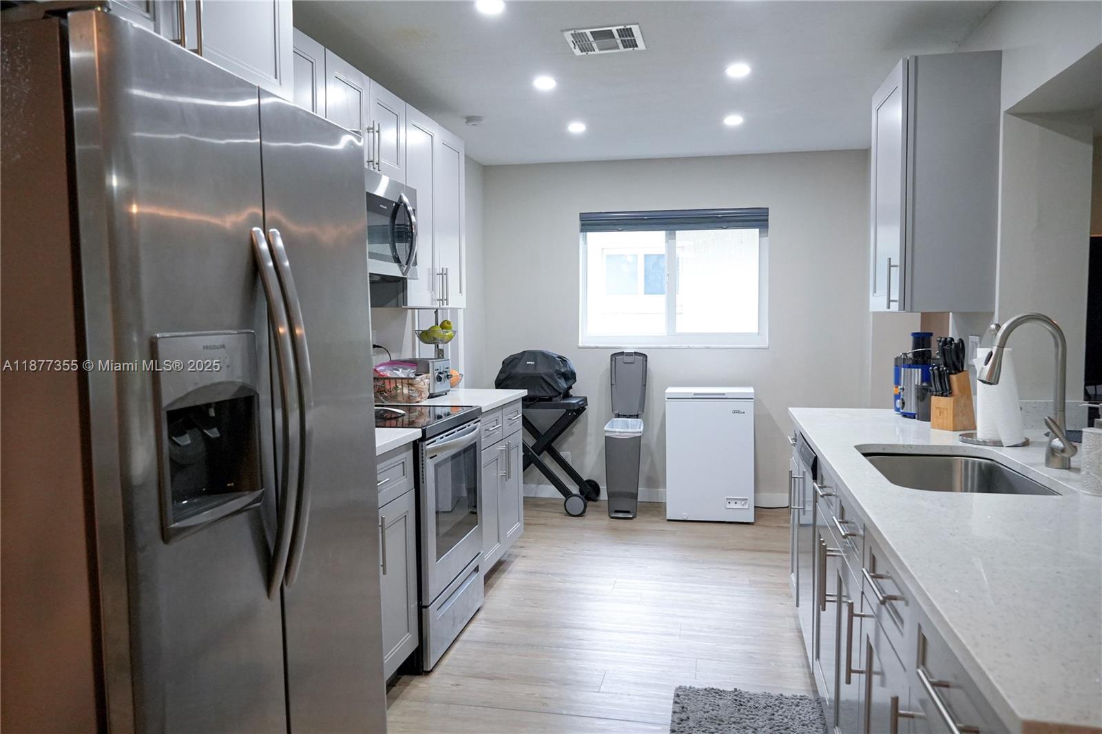 MAINLANDS OF TAMARAC LAKE - Residential