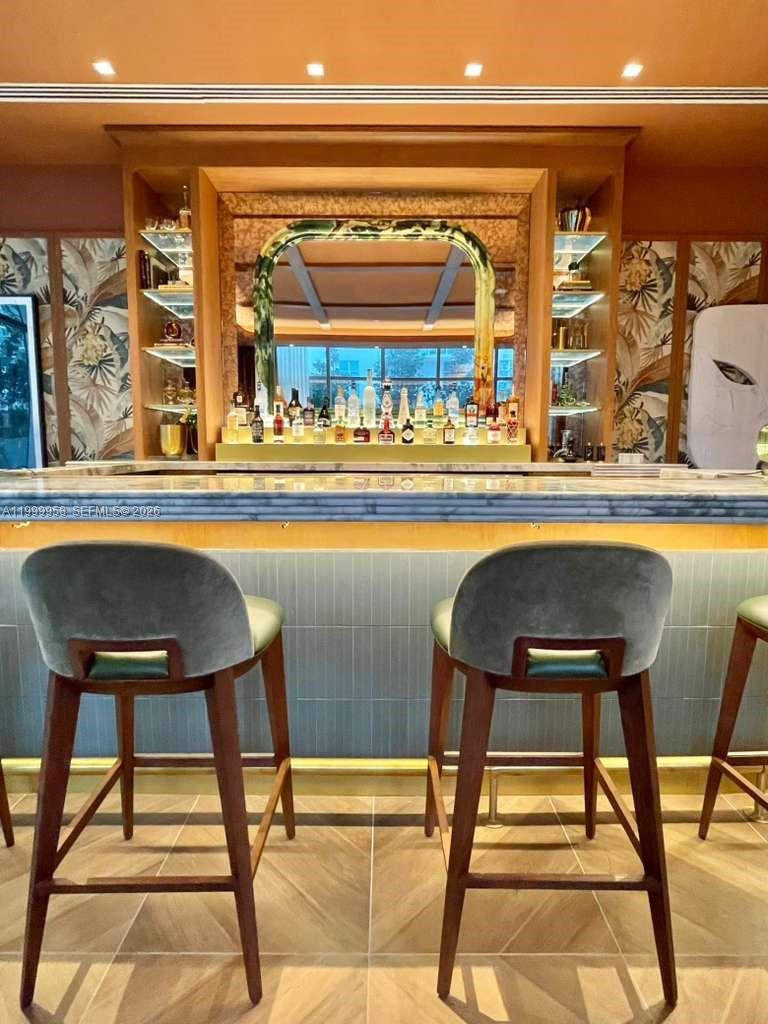 VICEROY BRICKELL - Residential Lease