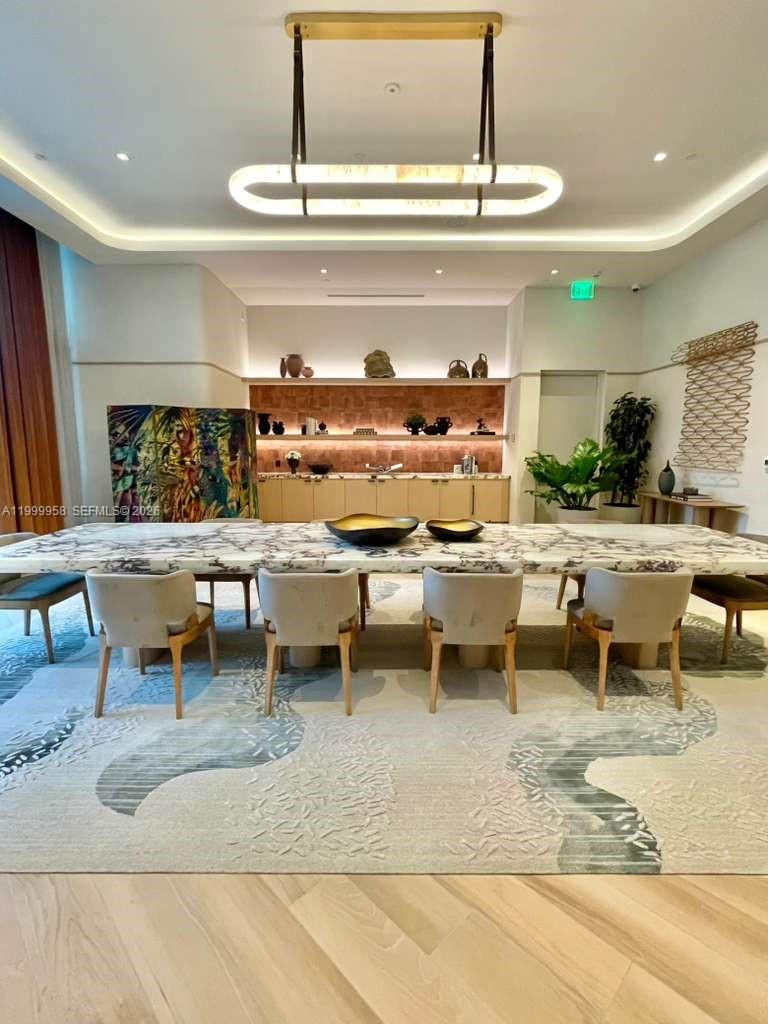 VICEROY BRICKELL - Residential Lease