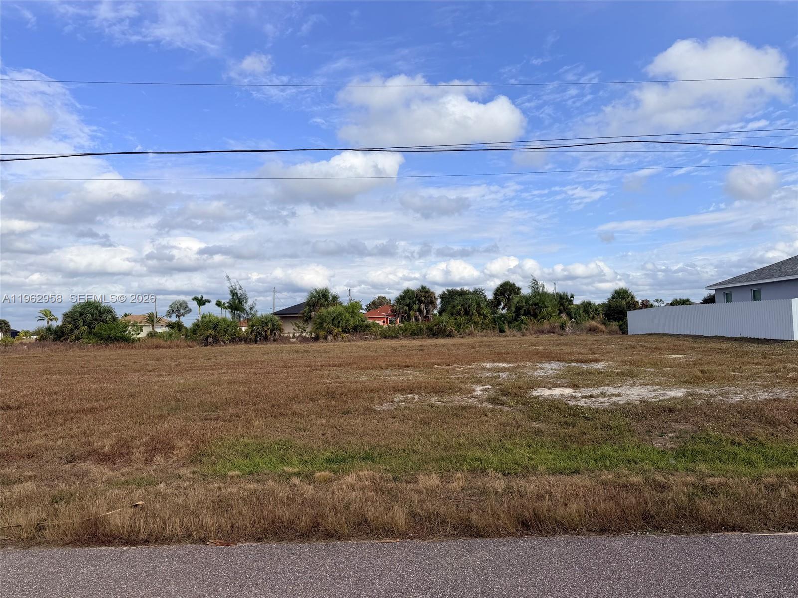 CAPE CORAL UNIT 84 - Land