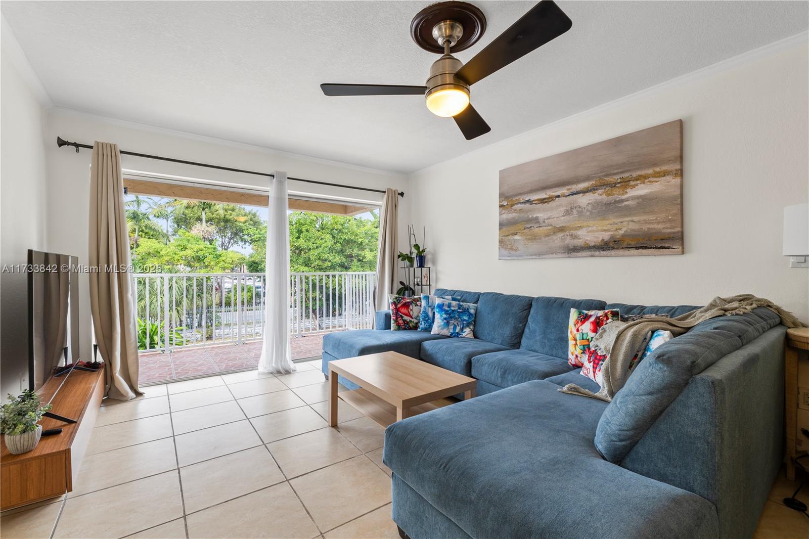 Rental Property at 4650 Nw 79th Ave 2H, Doral, Miami-Dade County, Florida - Bedrooms: 2 
Bathrooms: 2  - $2,300 MO.