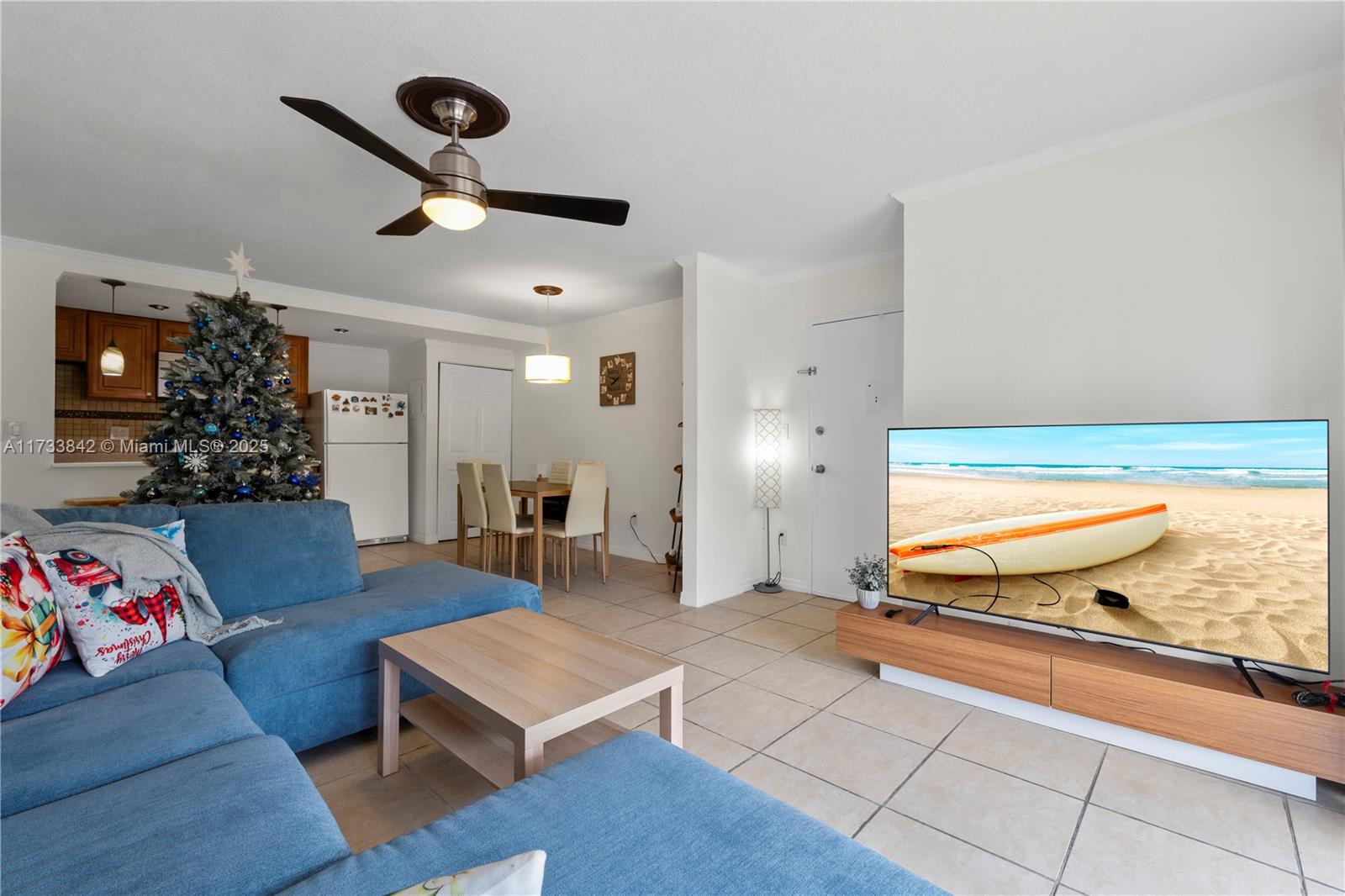Rental Property at 4650 Nw 79th Ave 2H, Doral, Miami-Dade County, Florida - Bedrooms: 2 
Bathrooms: 2  - $2,249 MO.