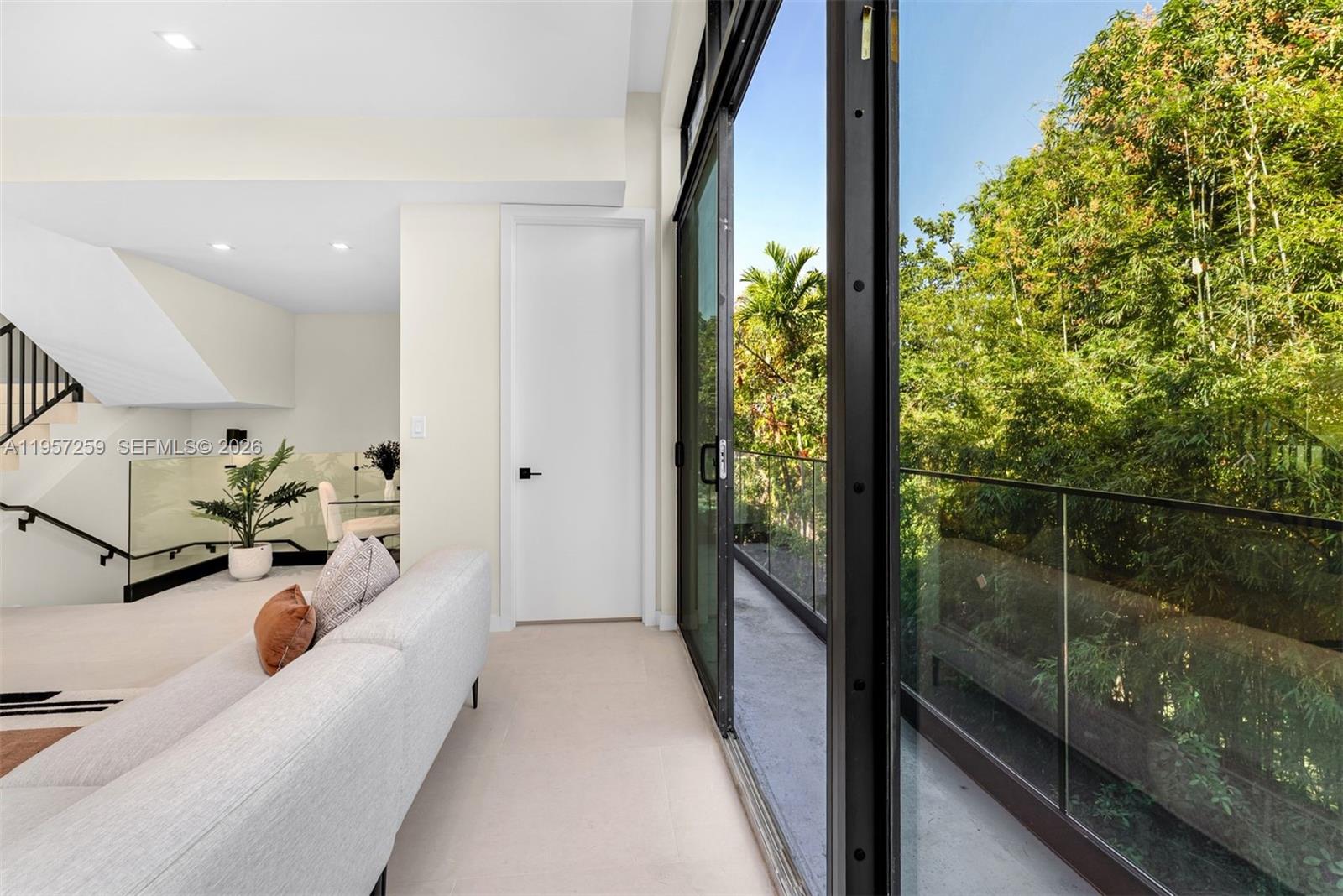 CALIZA - Residential