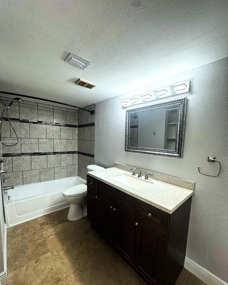 ISLES AT LAGO MAR CONDO - Residential