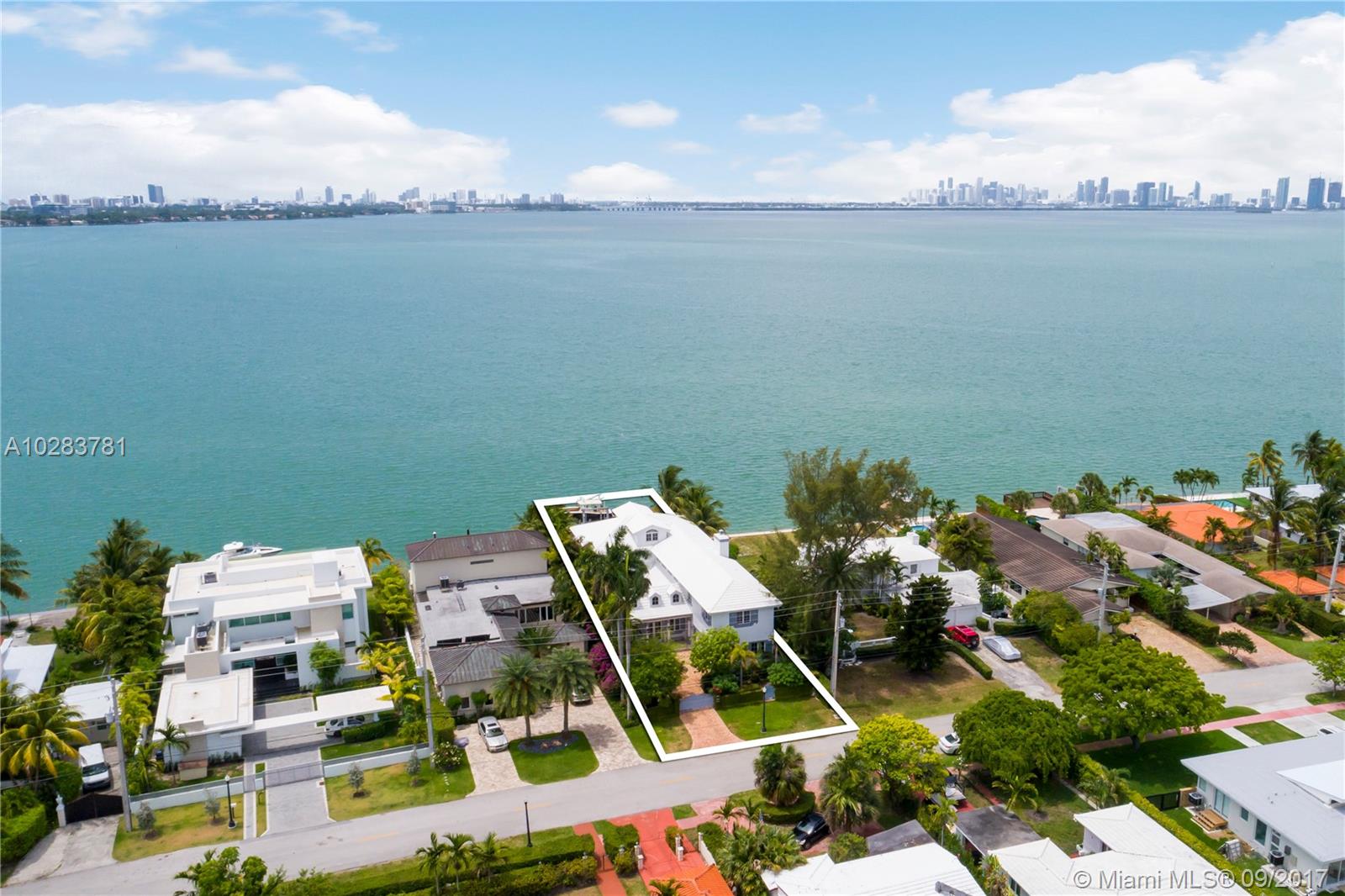 ISLE OF NORMANDY MIAMI VI - Residential