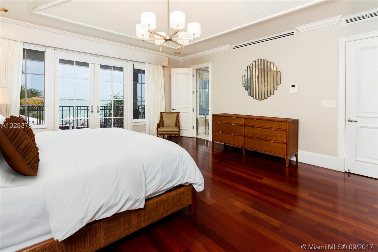 ISLE OF NORMANDY MIAMI VI - Residential