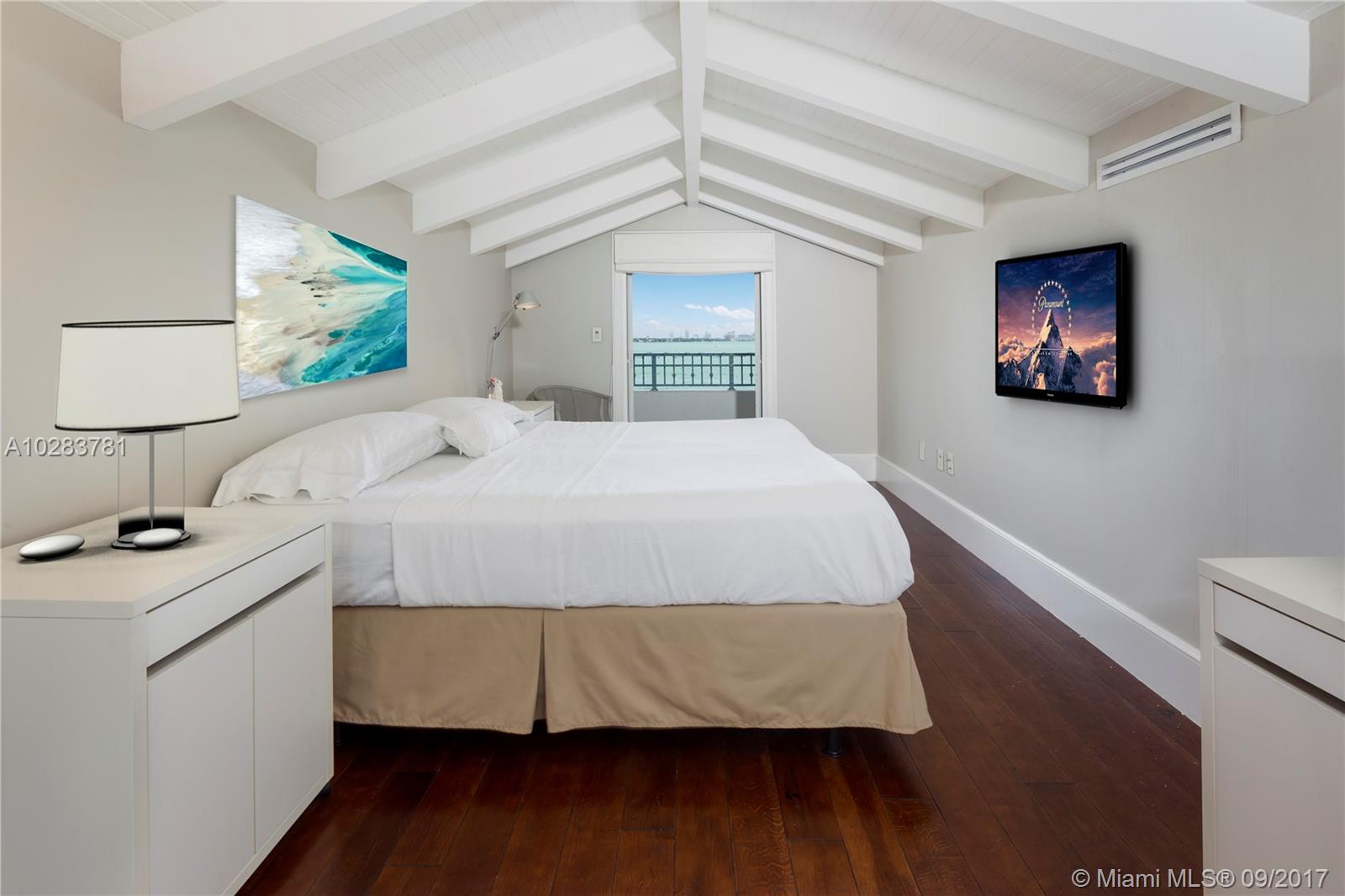 ISLE OF NORMANDY MIAMI VI - Residential