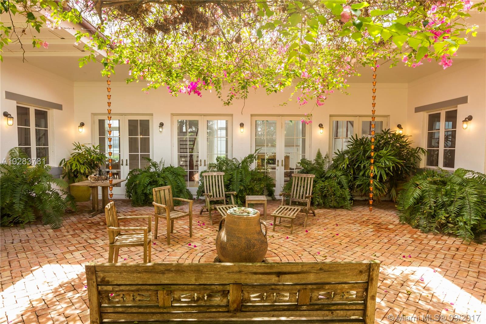 ISLE OF NORMANDY MIAMI VI - Residential