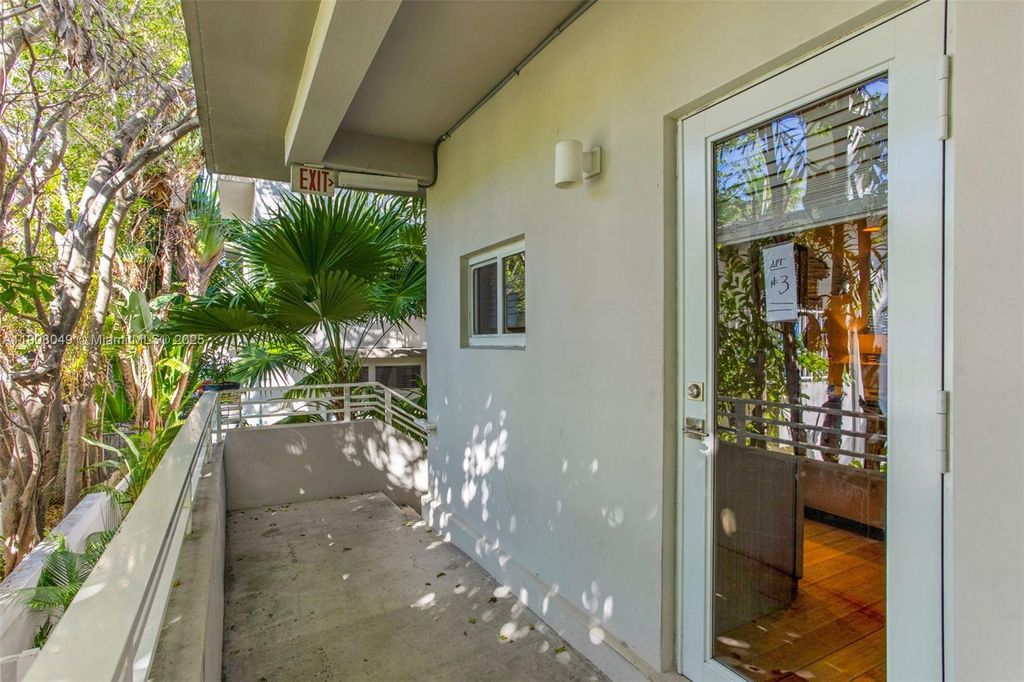 Photo of 619 Meridian Ave #3, Miami Beach, FL 33139 (MLS # A11908049)