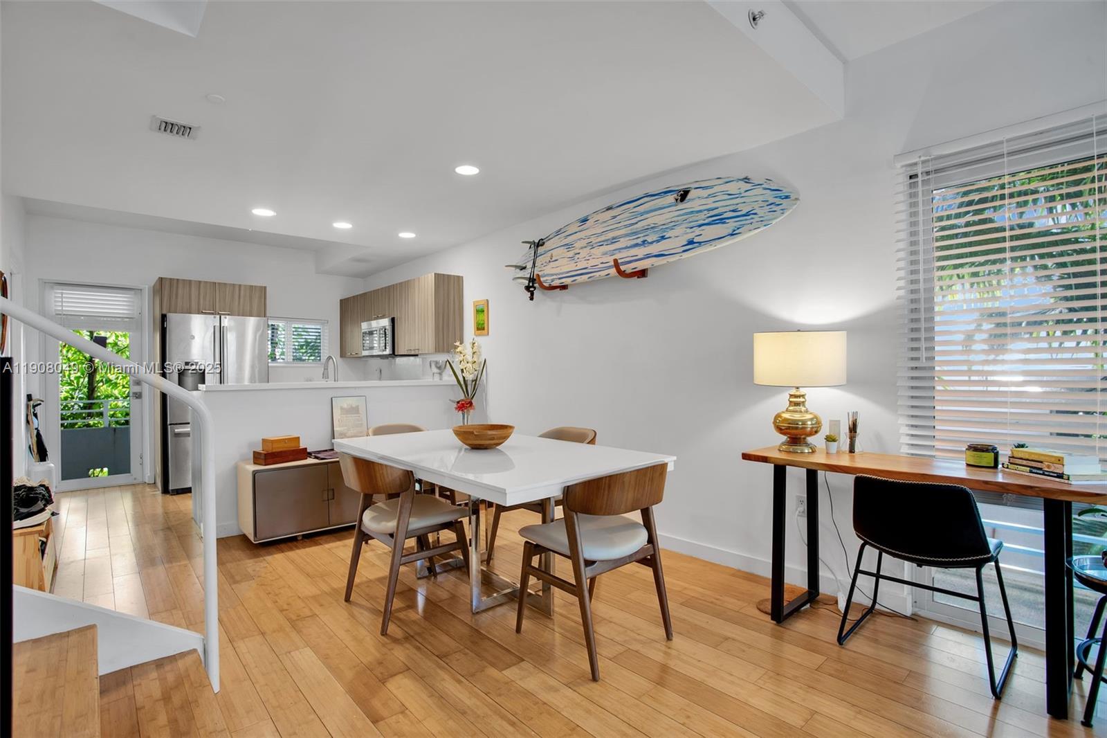 D GEMS CONDO - Residential