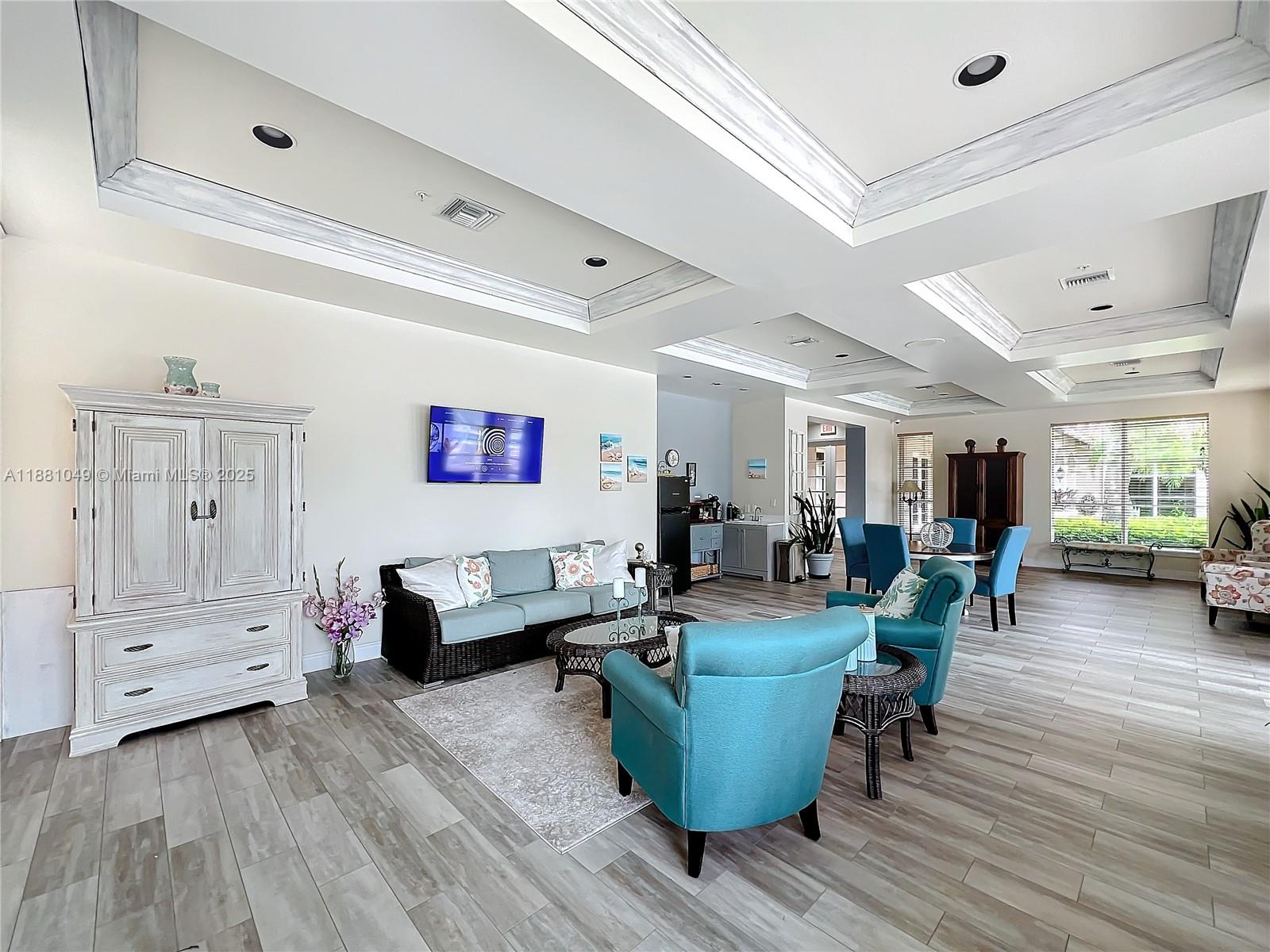ST ANDREWS AT POLO CLUB C - Residential Lease