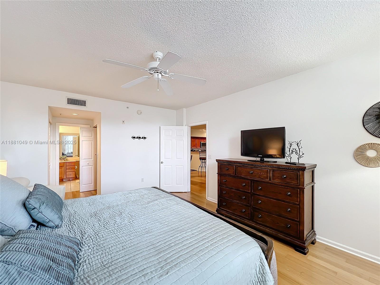 ST ANDREWS AT POLO CLUB C - Residential Lease