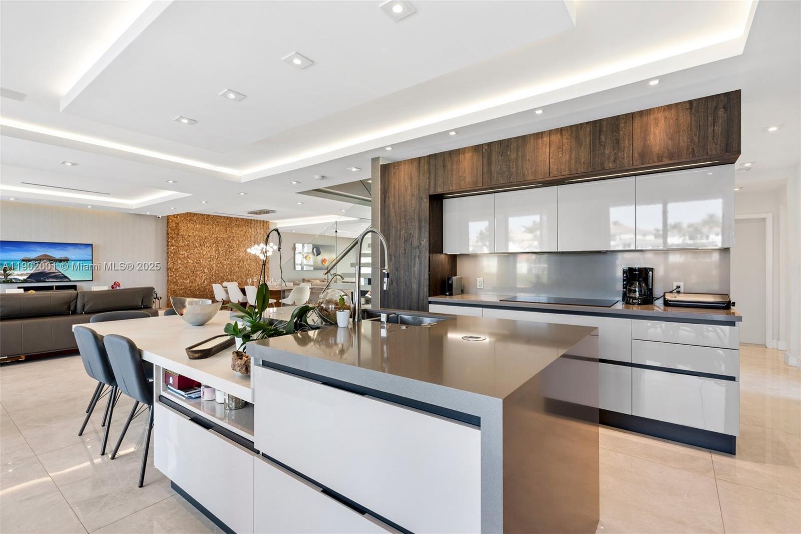 DORAL ISLES RIVIERA AMEND - Residential